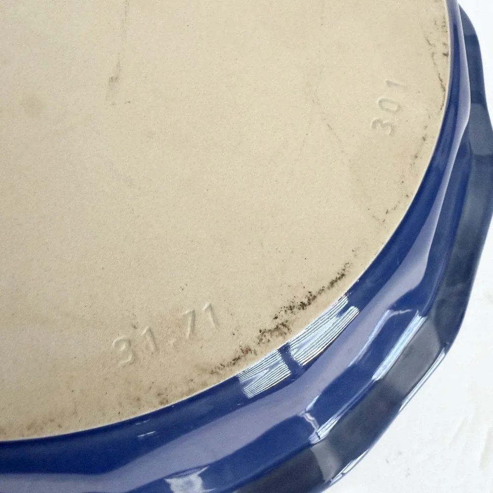 Emile Henry France Williams Sonoma Cobalt Blue Ruffle Edge Ceramic Pie Dish